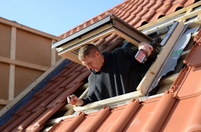 Pose de fenêtres de toit Velux à Hauterives